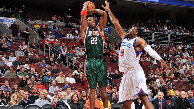 相比之下 相比之下