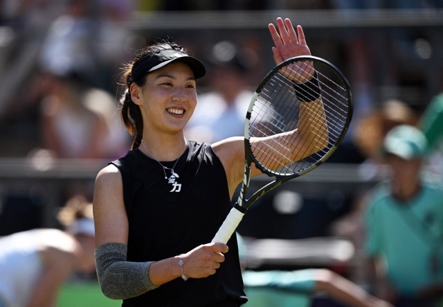 足球队的重 足球队的重